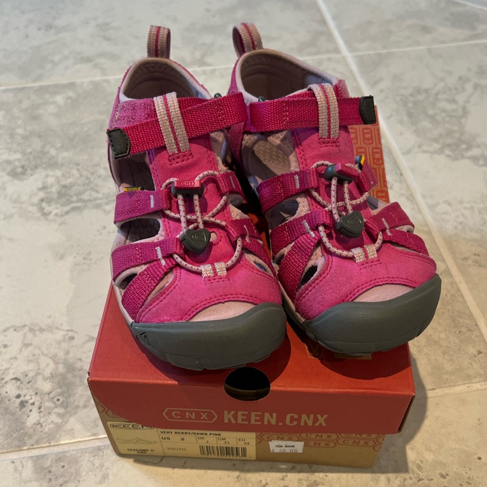 Keen Children’s size 2